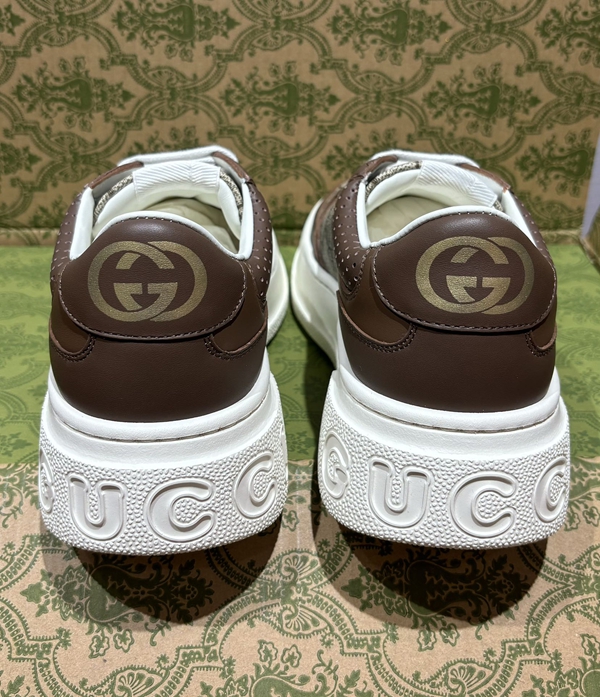 グッチ靴素材ディテール